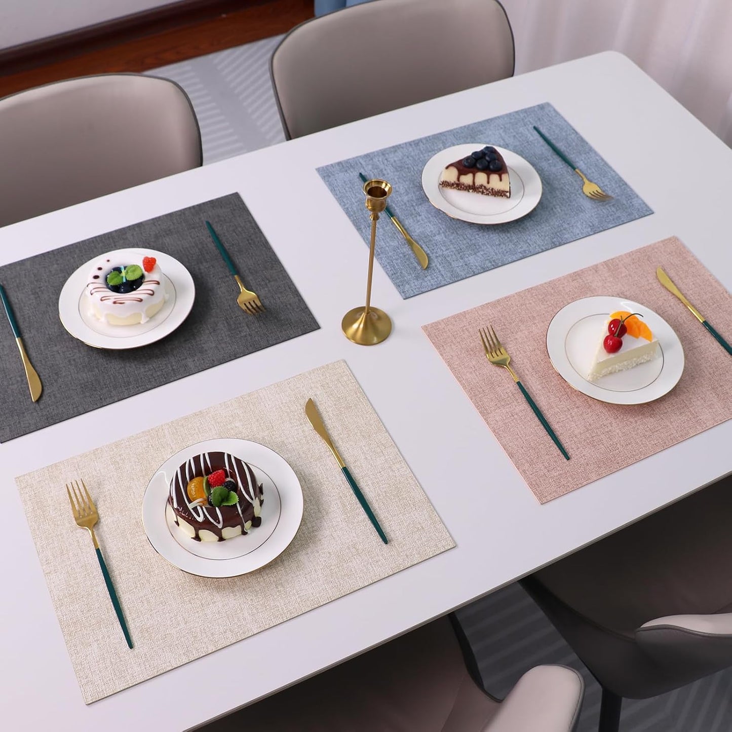 Placemats Set of 4 Washable Heat Resistant Place Mats PVC Woven Dining Table Mat Beige 4pcs