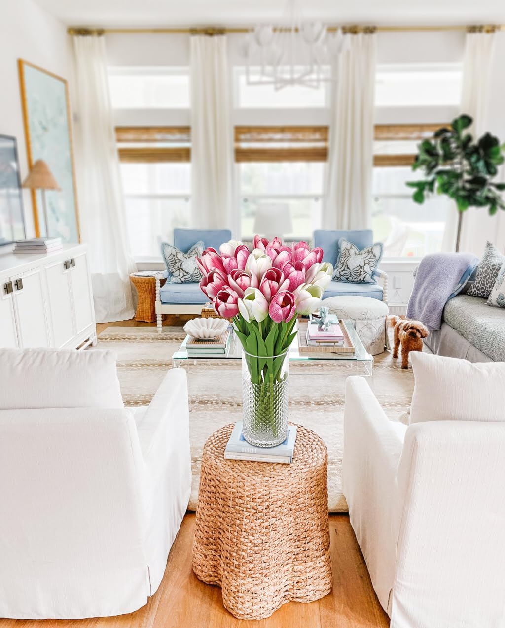 Artificial Tulips Flowers – 24" Long Stem Faux Tulips, 7PCS Real Touch Fake White Tulip for Vase, Farmhouse, Kitchen, Spring & Wedding Home Decor