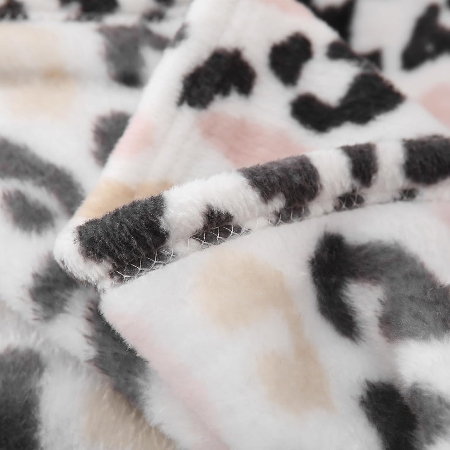 MERRYLIFE Pink Cheetah Throw Blanket Decorative Fleece Throw | Ultra-Plush Colorful | Couch Blanket Travel Lap | Home Gift Use(50" 60",Pink Cheeath)