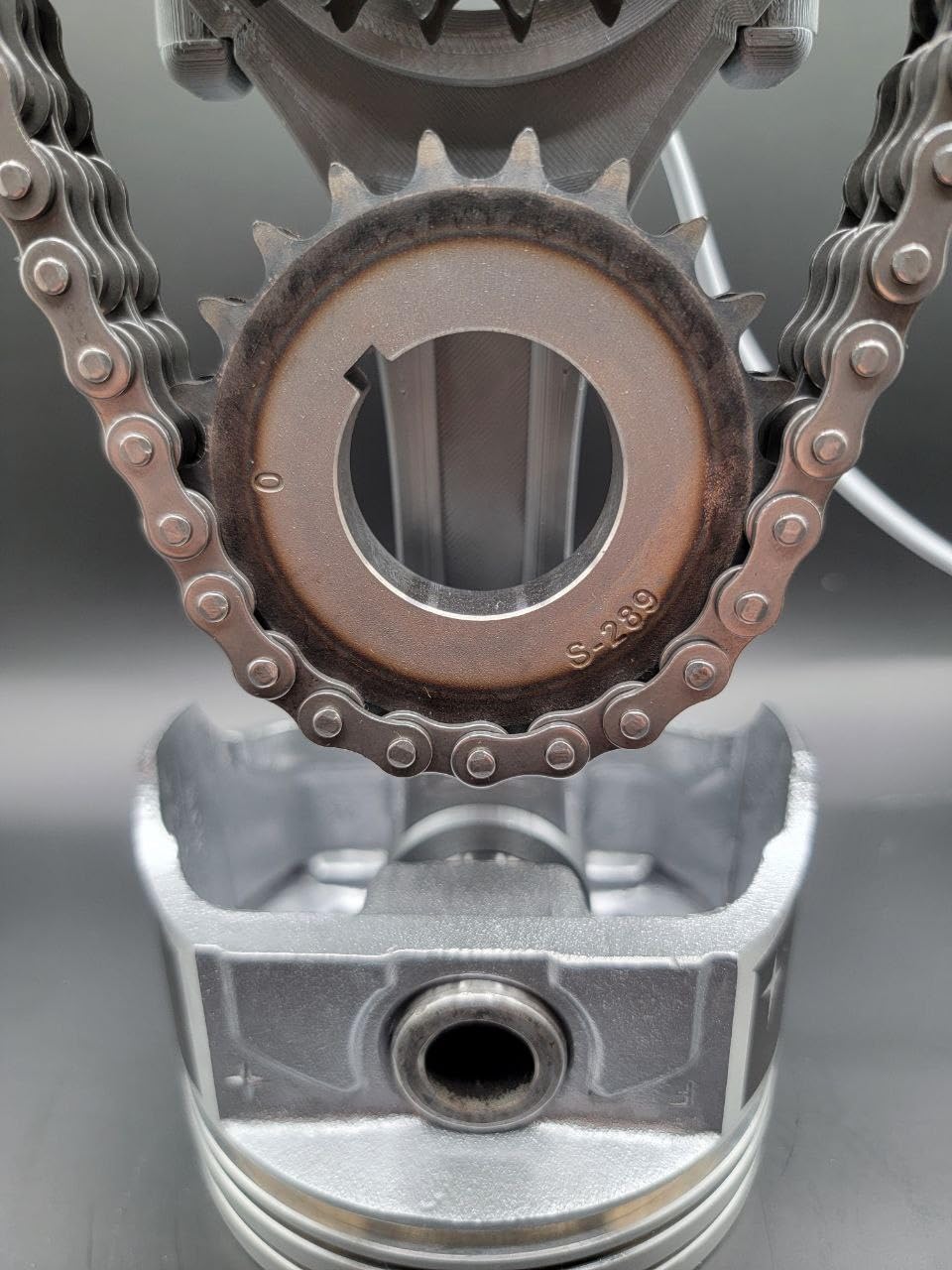 Chevrolet Small Block V8 Rotating Gear Clock – Stainless Steel Timing Chain Desk Clock by Clock9Nine, Chevy Truck Garage Decor, Muscle Car Gift, Hot Rod Man Cave Collectible, Car Show Trophy