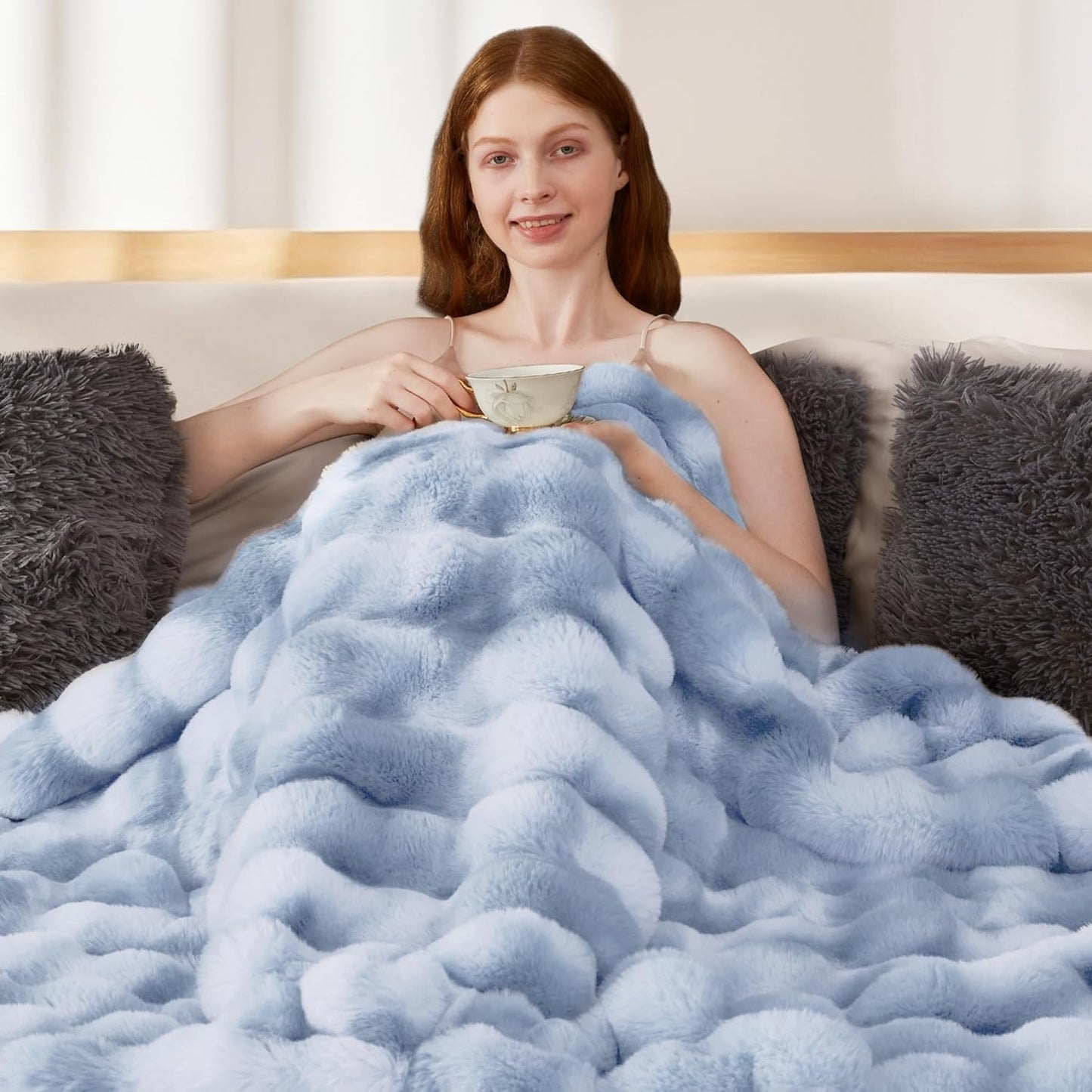 Touchat Luxury 1000GSM Faux Rabbit Fur Throw Blanket, Super Heavy Warm Cozy Grey Blankets for Couch Bed Sofa, Ruched Plush Fuzzy Elegant Soft Reversible Mink Blanket for Living Room Bedroom, Blue