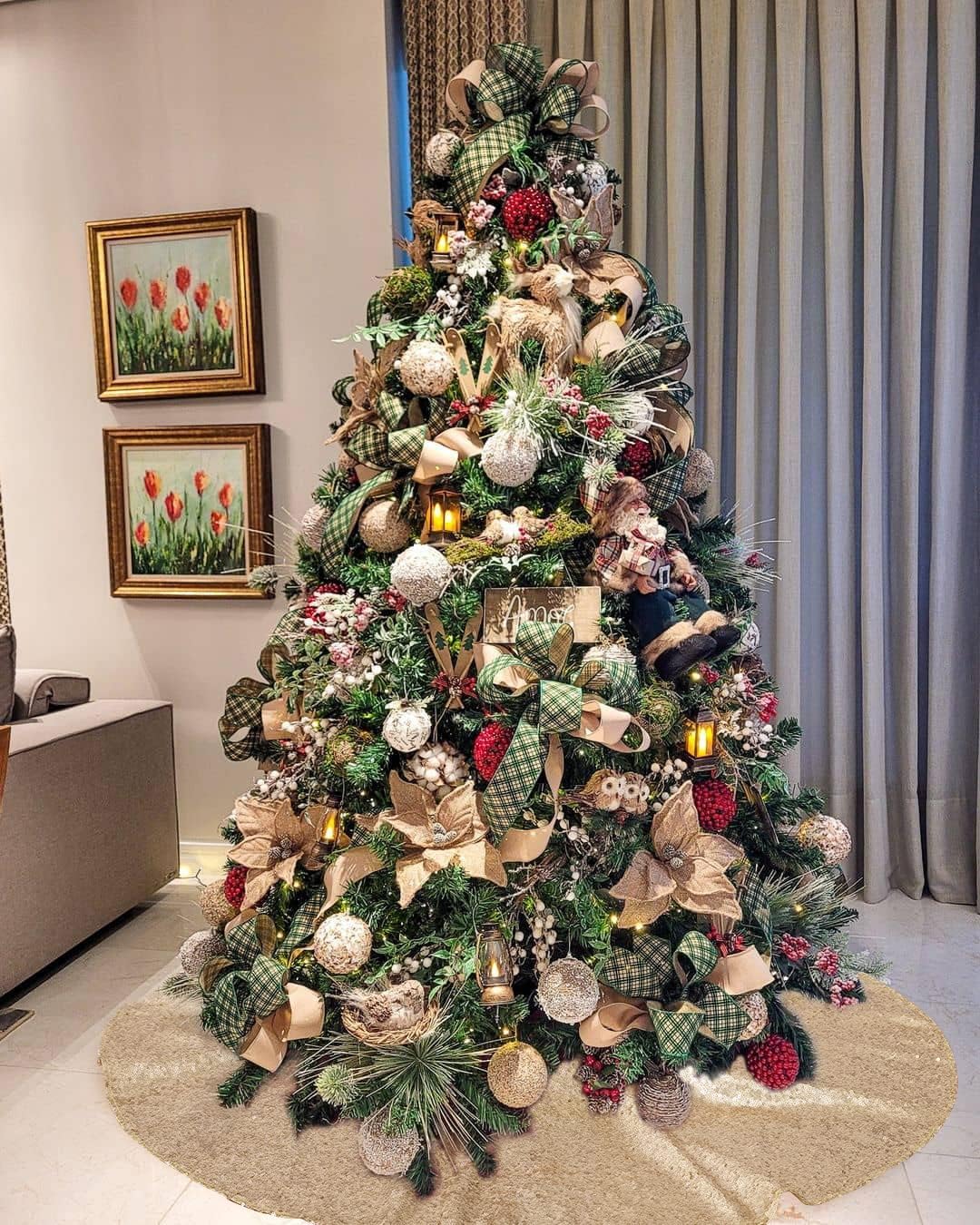 Champagne Gold Christmas Tree Skirt 48 Inch Sequin Large Tree Skirt for Christmas Decorations