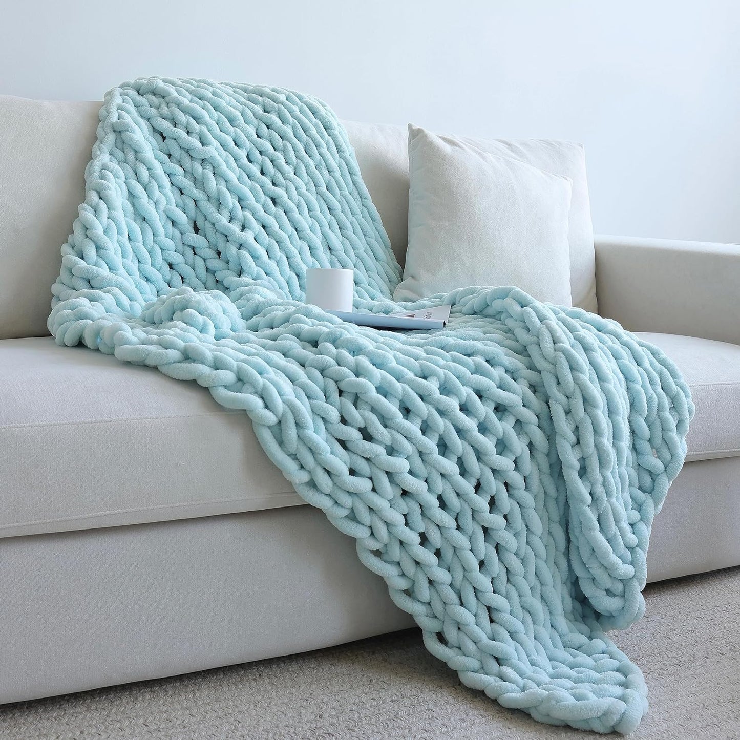 Maetoow Chenille Chunky Knit Blanket Throw (30×40 Inch), Handmade Warm & Cozy Blanket Couch, Bed, Home Decor, Soft Breathable Fleece Banket, Christmas Thick and Giant Yarn Throws, Baby Blue