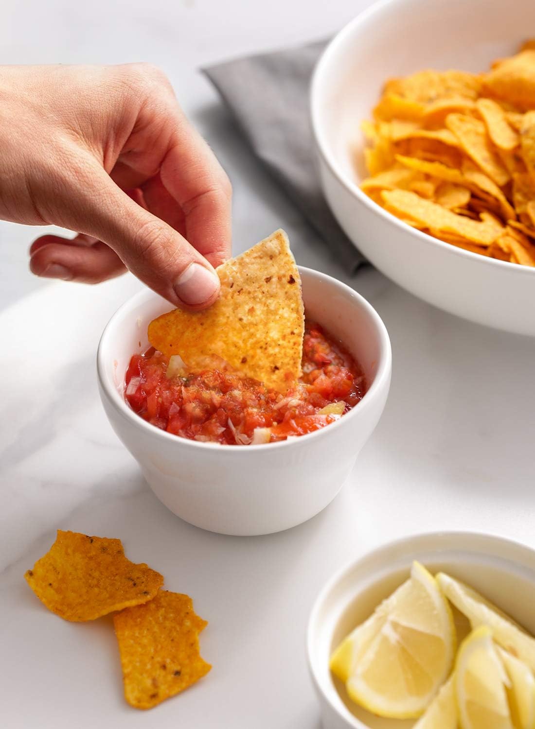 LE TAUCI Bouillon Cups 8 Ounce, Ice Cream Bowls, Small Bowls for Dessert Soup Chili Dipping Sauce Coffee Cupping - Set of 6, White