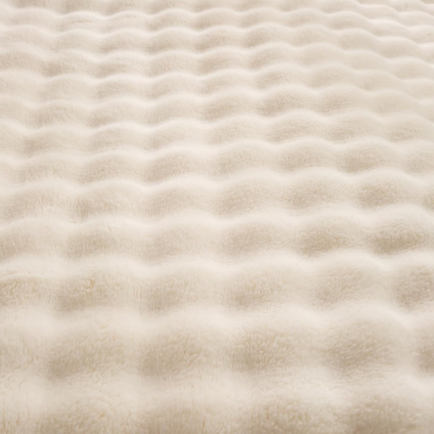 YUSOKI Luxury 3D Bubble Throw Blanket 3.1lb,All Ages,Home Decoration, (Ivory,60 * 80inches)