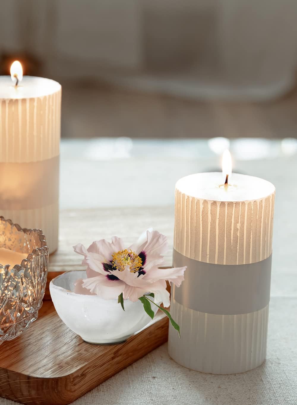 Serene Spaces Living Set of 4 Extra Small Free-Form Edge Glazed Ceramic Bowl, Centerpiece for Vintage Weddings, Events, Home Décor, Measures 4" Diameter, 2.25" Tall