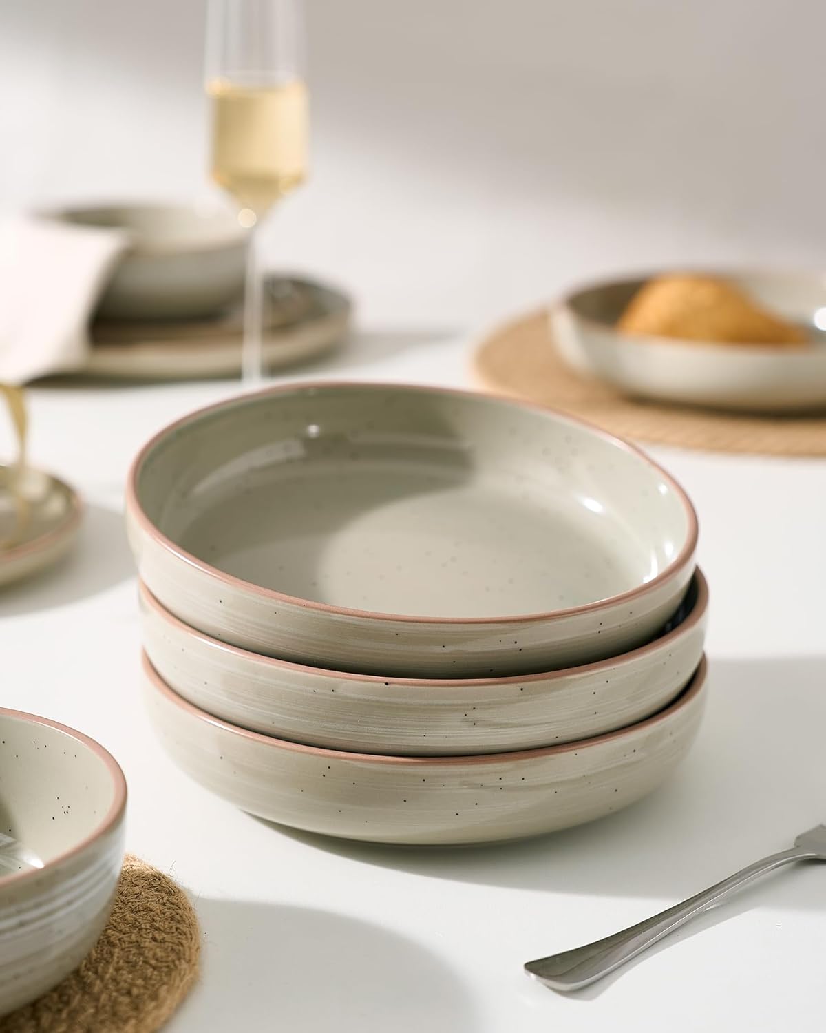 famiware Milkyway 33 oz Bowl Set, Pasta Bowls Set of 4, Salad Bowls, Double Reactive Glaze, Sturdy & Stackable, Ideal for Housewarming, Festivals, Matcha Green with Speckles