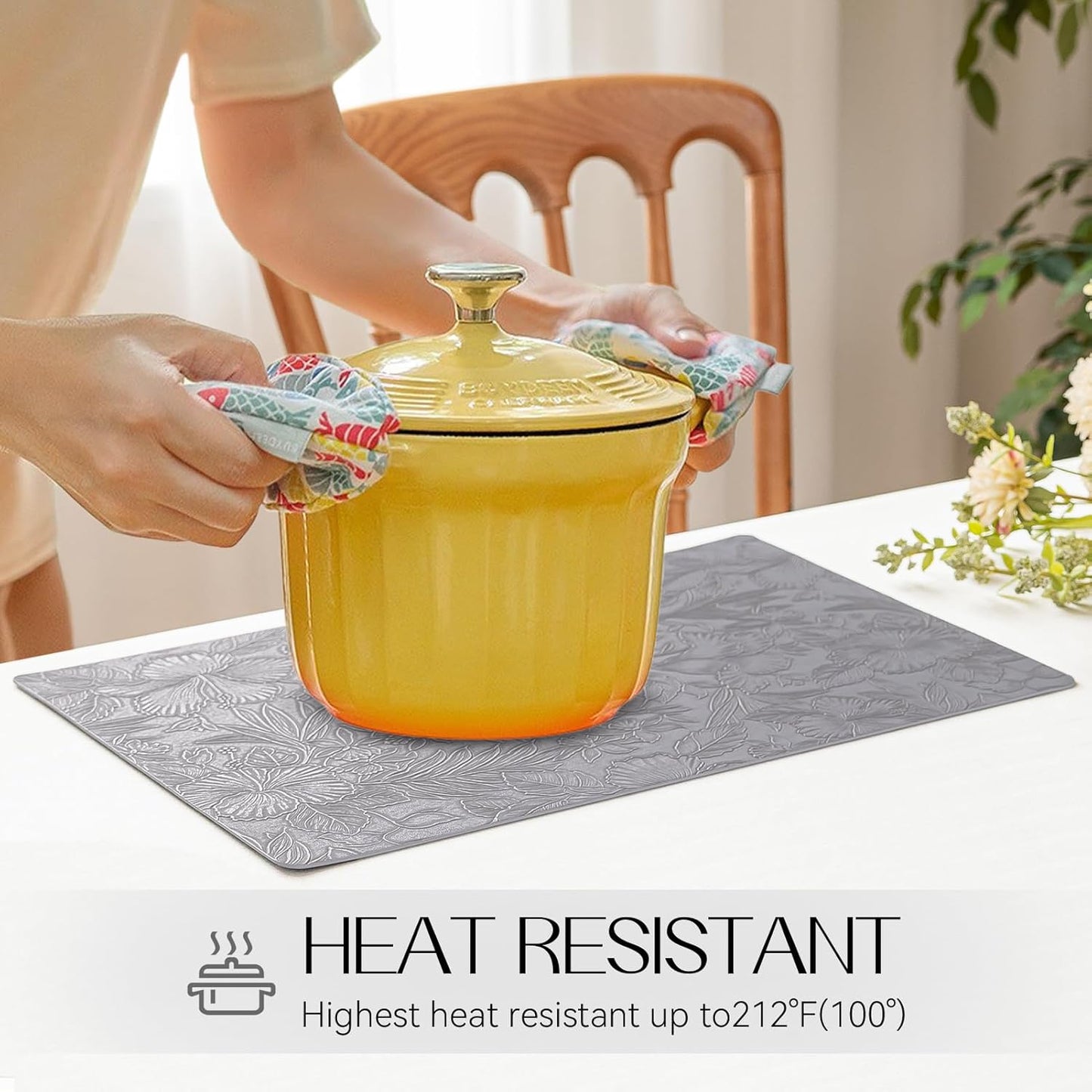 Romanstile Vinyl Placemats Set of 8-12 X 18 Inch - Heat Resistant Non-Slip Embossed Floral Place Mats 100% Waterproof Oilproof Wipeable Faux Leather Table Mats for Kitchen/Dining/Party, Grey