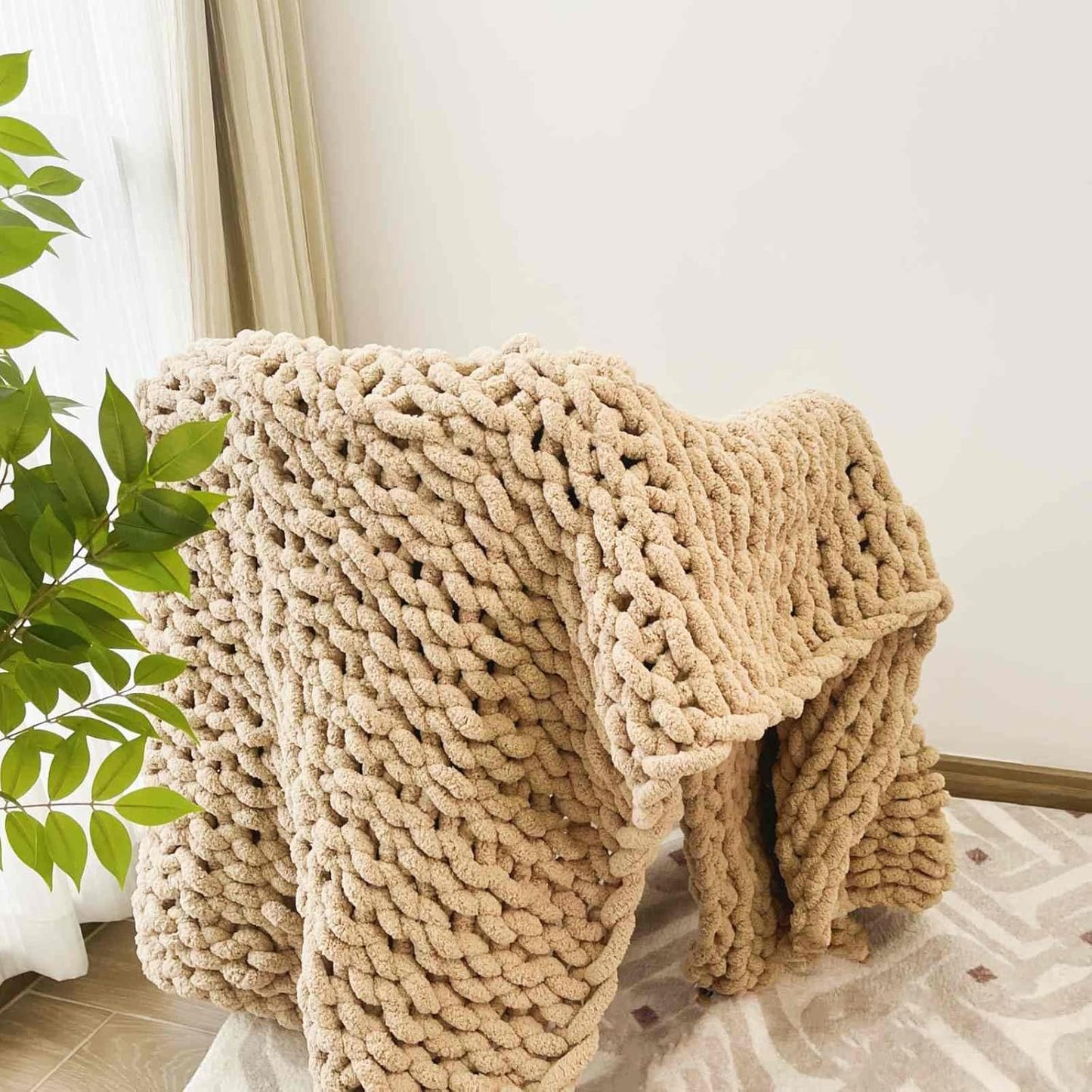 Chunky Knit Blanket Throw 48"x71", Chenille Throw Blankets, Handmade Warm & Cozy Blanket Couch Bed Home Decor, Soft Breathable Fleece Banket, Christmas for Couch Bed Sofa Best Gift (Tan)