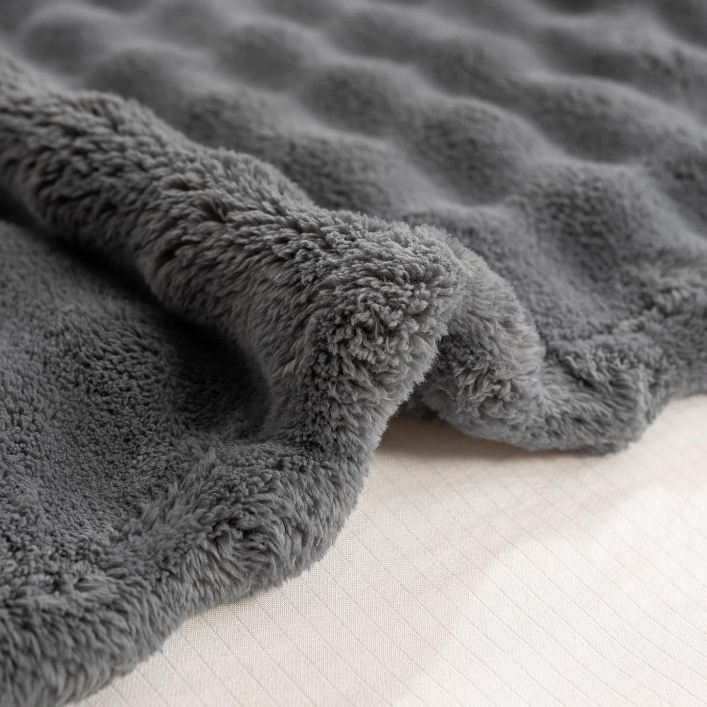 YUSOKI Luxury 3D Bubble Throw Blanket 3.1lb,All Ages,Home Decoration, (Grey,60 * 80inches)