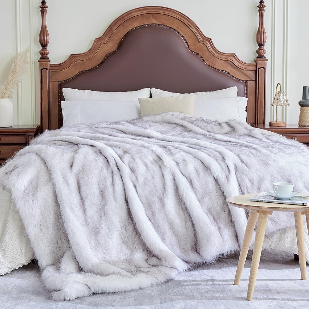Fluffy Faux Fur Throw Blanket – Super Soft Warm Thick Plush Blanket for Bed, Couch & Office, Cozy Fuzzy Throw with Flannel Backing,60"x80", White
