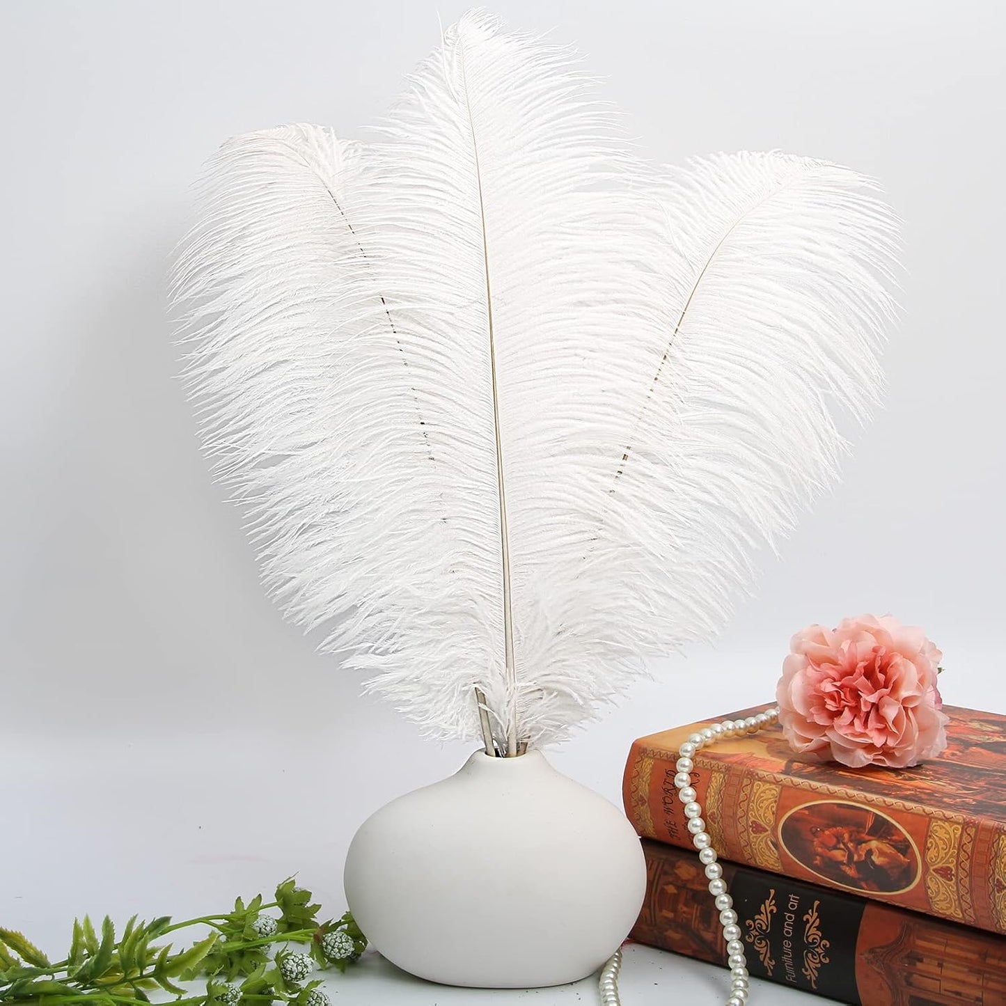 THARAHT 12pcs White Ostrich Feathers Natural Bulk 16-18Inch 40cm-45cm for Wedding Party Centerpieces Easter Gatsby and Home Decorate Ostrich Feathers