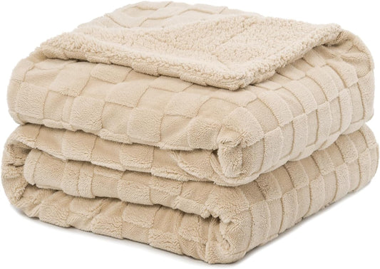 Pawque Super Soft Cozy Throw Blanket for Couch Sofa Bed - Fluffy Sherpa Fleece Reversible Thick Warm Fuzzy Blanket for All-Season, 3D Checkered Jacquard Elegant Decorative Blankets, Khaki, 50" x 60"