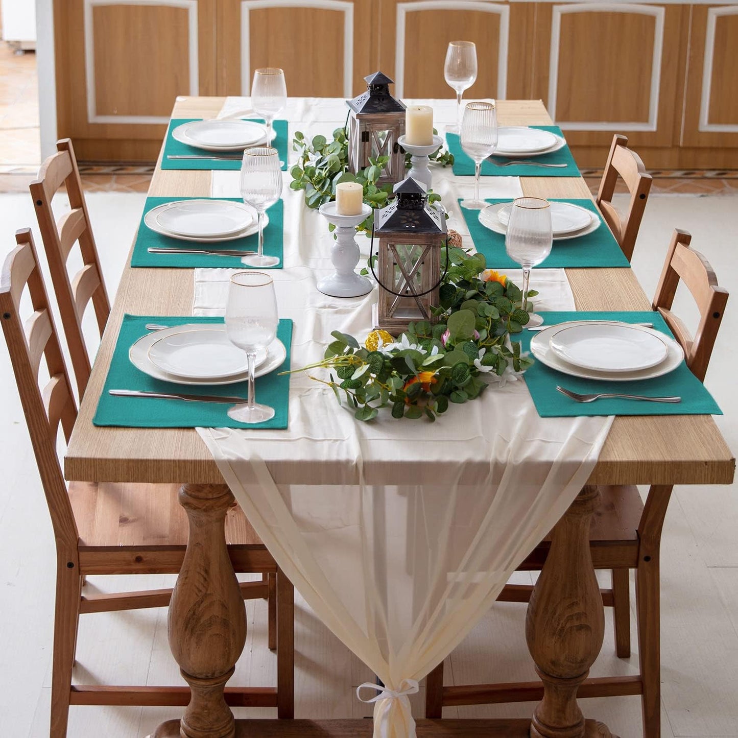 Cloth Placemats Set of 8, Linen Type Fabric Placemats Machine Washable Heat Resistant Placemats Wrinkle Free Thick Polyester Kitchen Place Mats for Dining Table (Teal Blue)