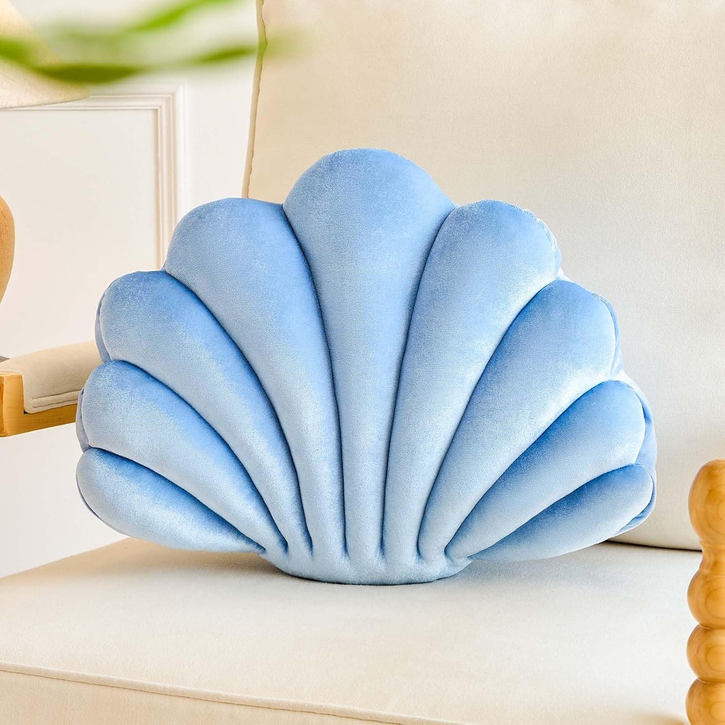Dusty Blue Seashell Throw Pillows, Shell Shaped Throw Pillows, 18 Inch Soft Velvet Home Decorative Pillow Plush Cushion for Bed Couch Living Sofa Room Decor Accent Throw Pillow