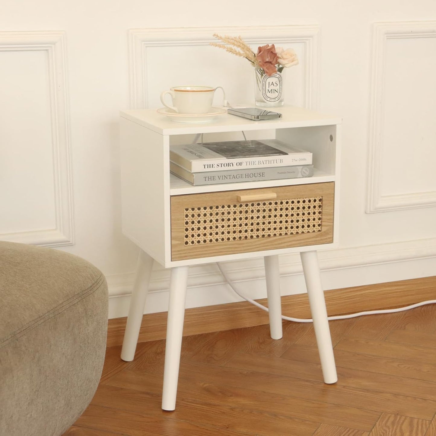 MaxSmeo Nightstand with Charging Station, Bedside Tables with Rattan Drawer, Mid Century Modern Nightstand, End Table for Living Room, Bedroom and Small Spaces, Easy Assembly (White)