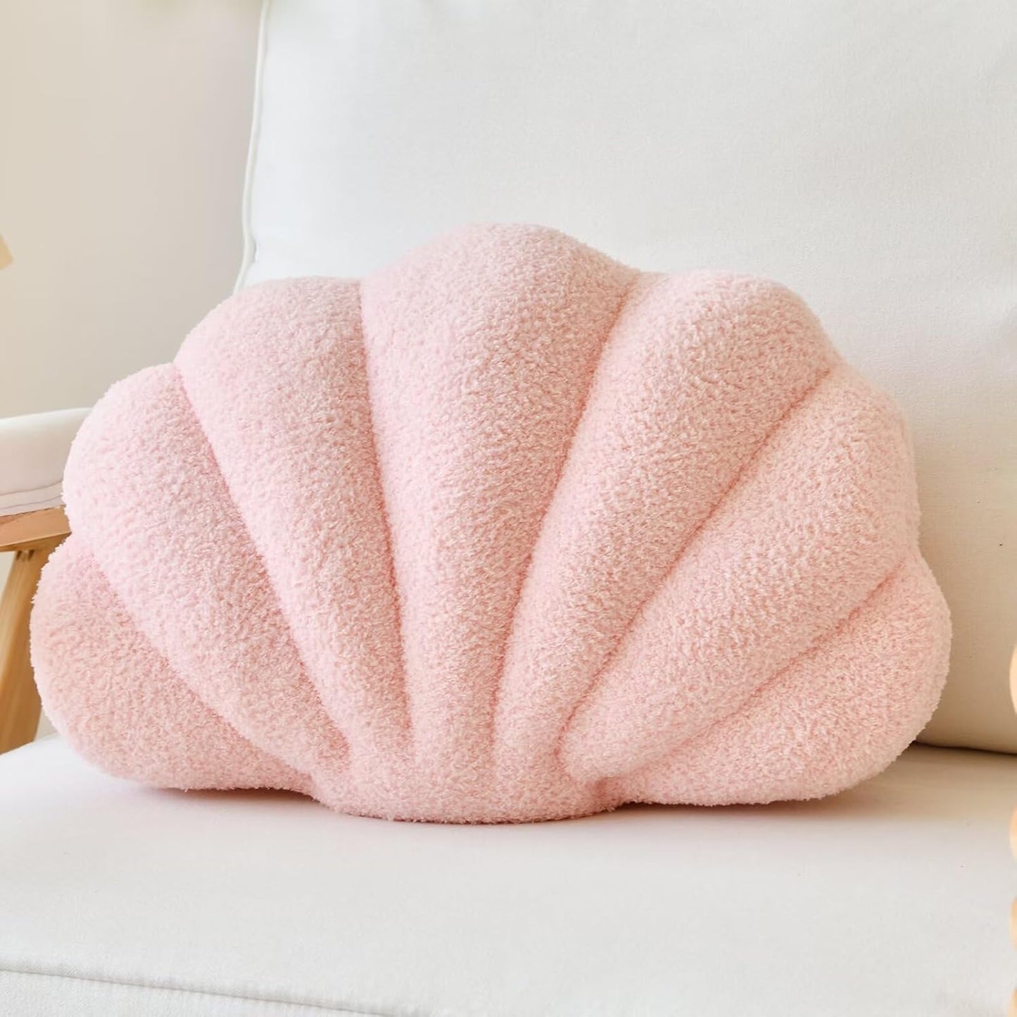 Pink Seashell Throw Pillows, Shell Shaped Throw Pillows, 18 Inch Soft Home Decorative Pillow Plush Cushion for Bed Couch Living Sofa Room Decor Accent Throw Pillow (Pink 18Inch)