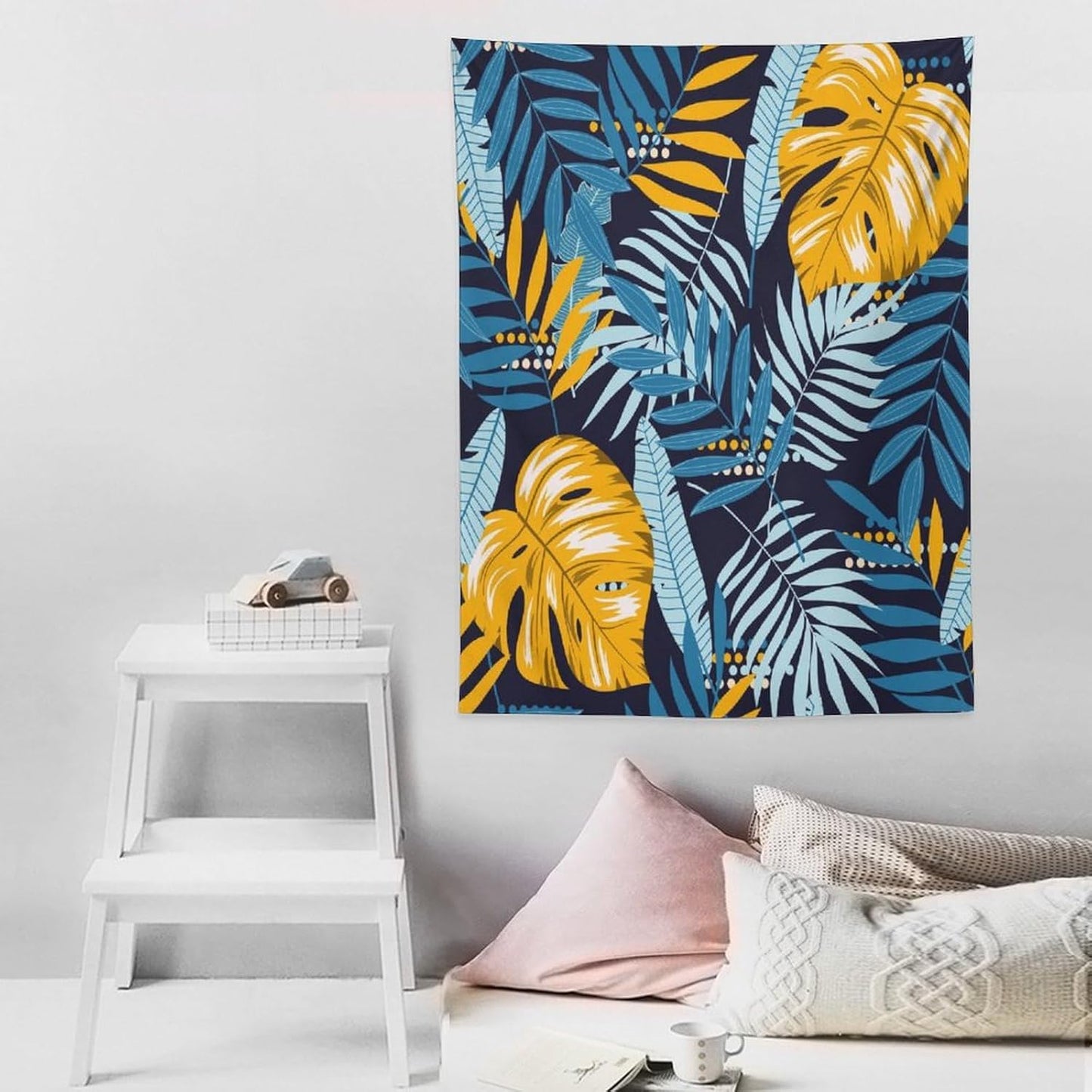 ICMOLYYENLO Palm Leaf Tapestry Wall Hanging, Tropical Leaves Plant Jungle Green Hawaiian Art Home Decor for Guest Bedroom Living Room Dormitory 50x60 Inch