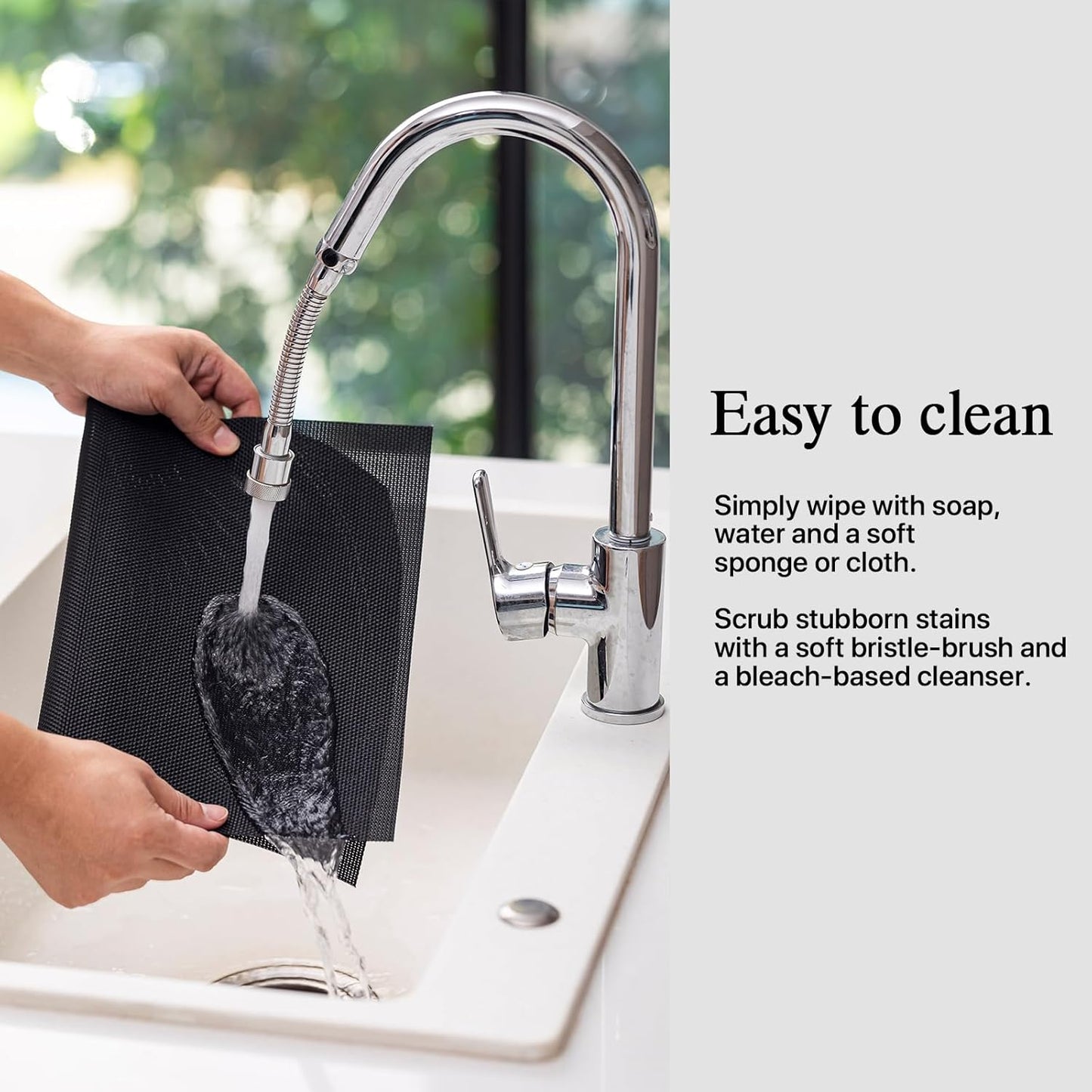 Placemats Set of 8 - Easy Clean Woven Vinyl Placemats for Dining Table, Indoor/Outdoor Place Mats, Washable PVC Table Mats（Black）