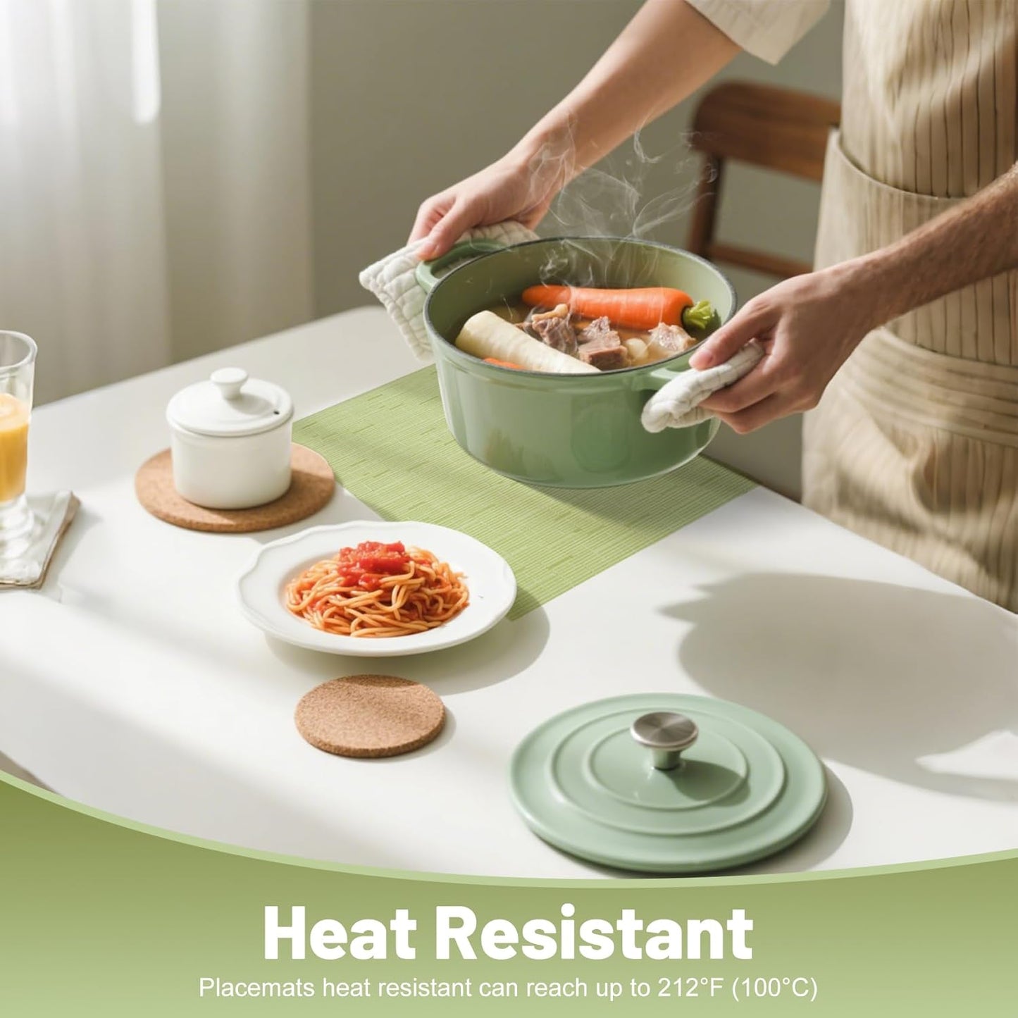 Placemats Set of 6，Non-Slip PVC Weave Table Mats Easy to Clean，Heat Resistant Place Mats for Kitchen Dining Table Decoration Indoor Outdoor，Pea Green