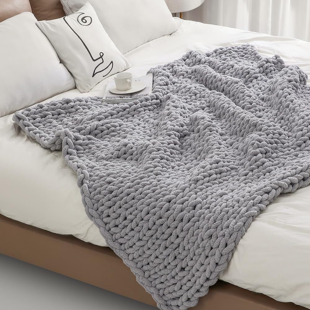 Chunky Knit Blanket Throw 40"*60", Hand Knitted Warm Chenille Throw Blanket, Home Decor Soft Thick Yarn Cable Knit Blanket, Soft Breathable Fleece Banket Christmas for Couch Bed Sofa Best Gift (Gray)