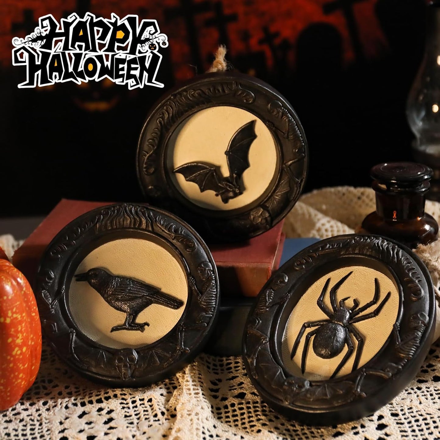 Ovewios Halloween Wall Art Decorations, Retro Gothic Framed Spooky Hanging Decor, Pack of 3 Resin Black Animal Head Wall Sculptures for Indoor Halloween Party Home Decorations