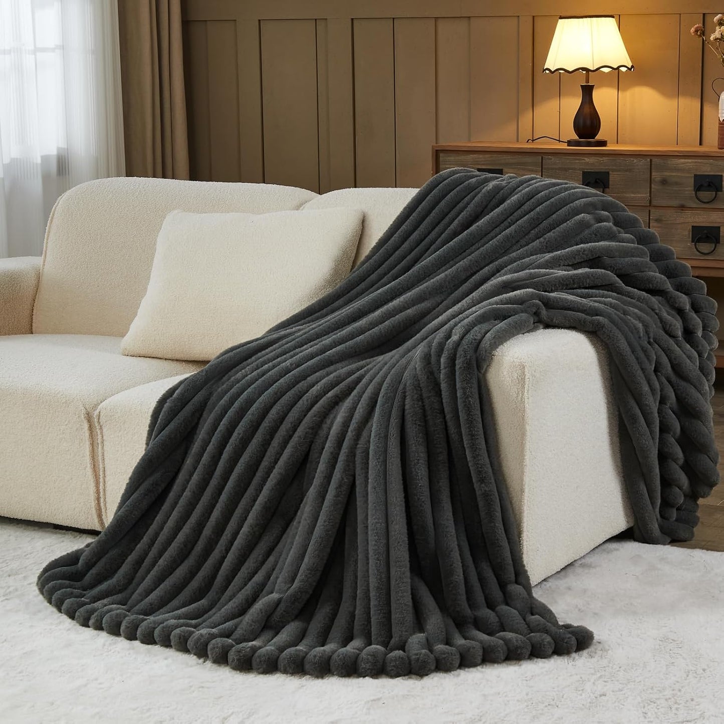 NEWCOSPLAY Faux Fur Throw Blanket Grey 3D Ribbed Plush Thick Warm Blanket for Couch Sofa Bed 850GSM (Grey Ribbed, Throw(50"x60"))