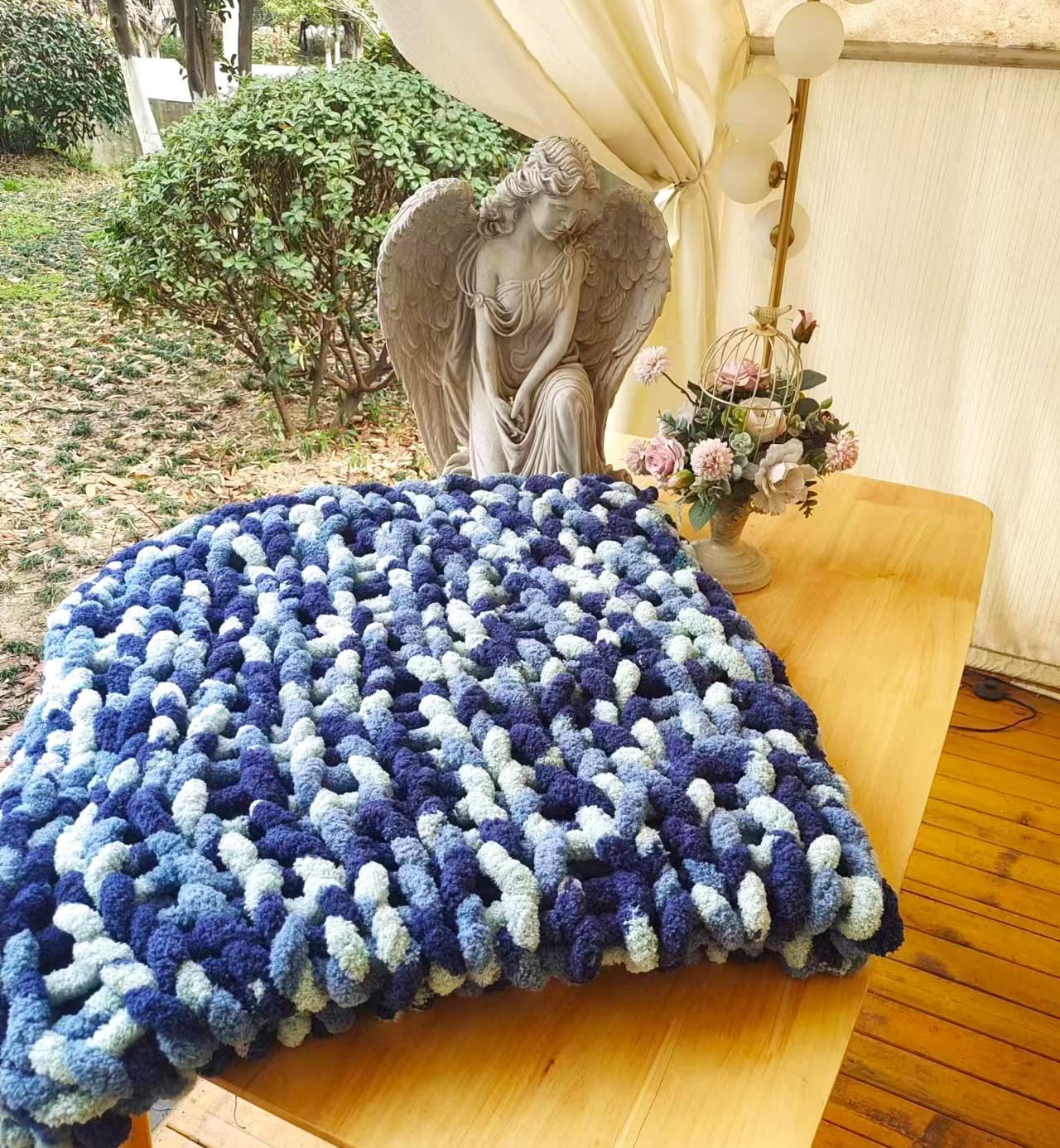 DDL&HEXI Chunky Chenille Blanket 100% Hand Knit with Jumbo Chenille Yarn (50"x60") Super Soft Large Throw Bed Blanket for Couch, Sofa, Home Decor - Machine Washable (03)