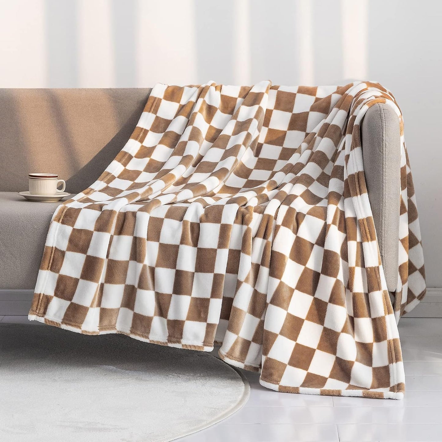 LOMAO Throw Blankets Flannel Blanket with Checkerboard Grid Pattern Soft Throw Blanket for Couch, Bed, Sofa Luxurious Warm and Cozy for All Seasons (Khaki, 60"x80")