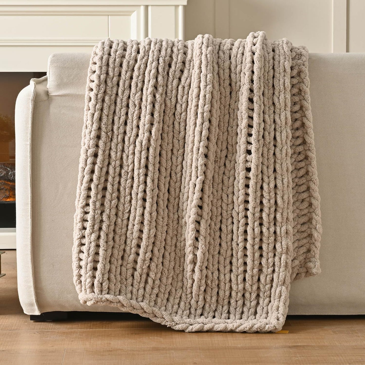 Esterra Chunky Knit Blanket Throw 40"x50", 100% Hand Knitted Chenille Throw Blanket, Cozy Soft Thick Cable Knit Throw Large Rope Knot Crochet Throw Blanket for Sofa Couch Bed, Linen Beige