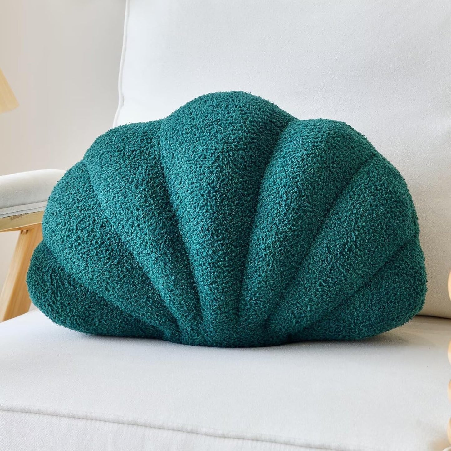 Emerald Green Seashell Throw Pillows, Shell Shaped Throw Pillows, 13 Inch Soft Home Decorative Pillow Plush Cushion for Bed Couch Living Sofa Room Decor Accent Throw Pillow