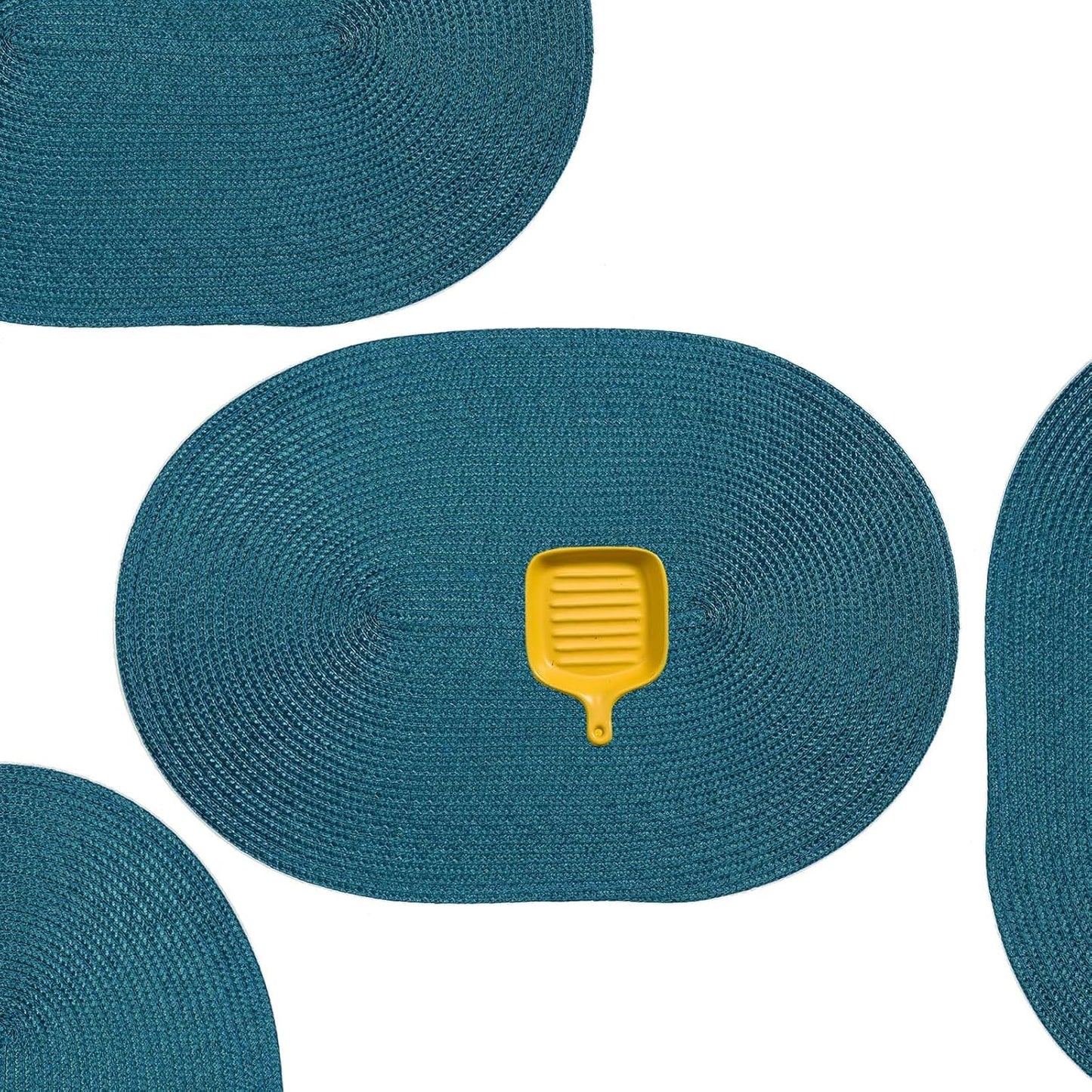 AHHFSMEI Placemats Set of 8 for Dining Table Washable Woven Vinyl Non-Slip 18x12 inches Placemat Heat-Resistant Durable Table Mats for Dining Table Easy to Clean (Oval Blue, 8)