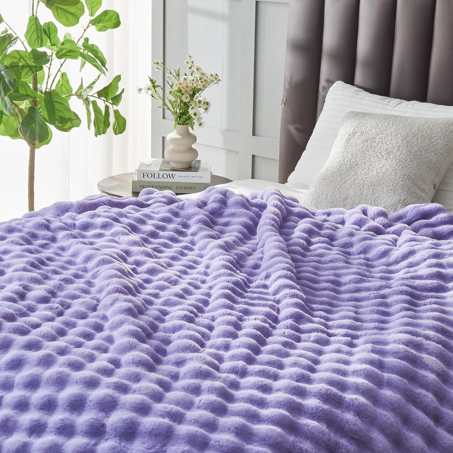 NEWCOSPLAY Faux Fur Throw Blanket Lavender Bubble Blanket Thick Warm Soft for Couch Sofa Bed 550GSM (Lavender, Throw(50"x60"))