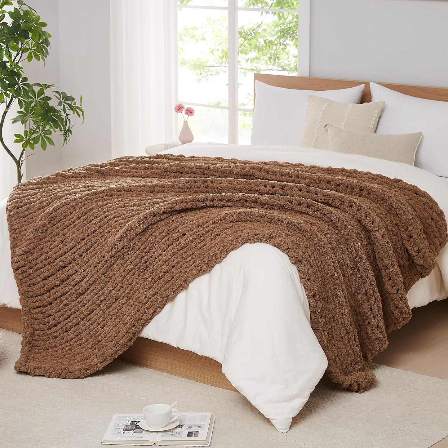 L'AGRATY Chunky Knit Blanket Throw: 72''x84'' Chenille Chunky Knitted Throw Blanket for Bed Couch - Handmade Thick Big Cable Knit Blanket - Large Chunky Crochet Rope Blanket for Home Decor(Brown)