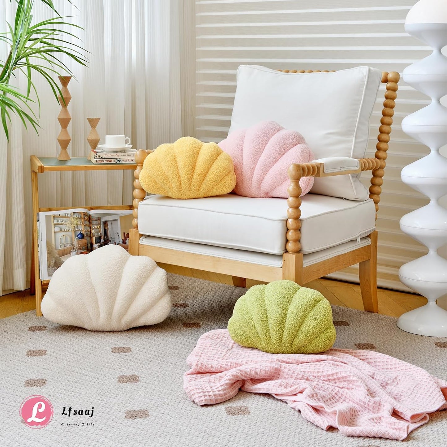 Seashell Throw Pillows, Shell Shaped Throw Pillows, Soft Home Decorative Pillow Plush Cushion for Bed Couch Living Sofa Room Decor Accent Throw Pillow (13x10 Inch, Pink Purple)