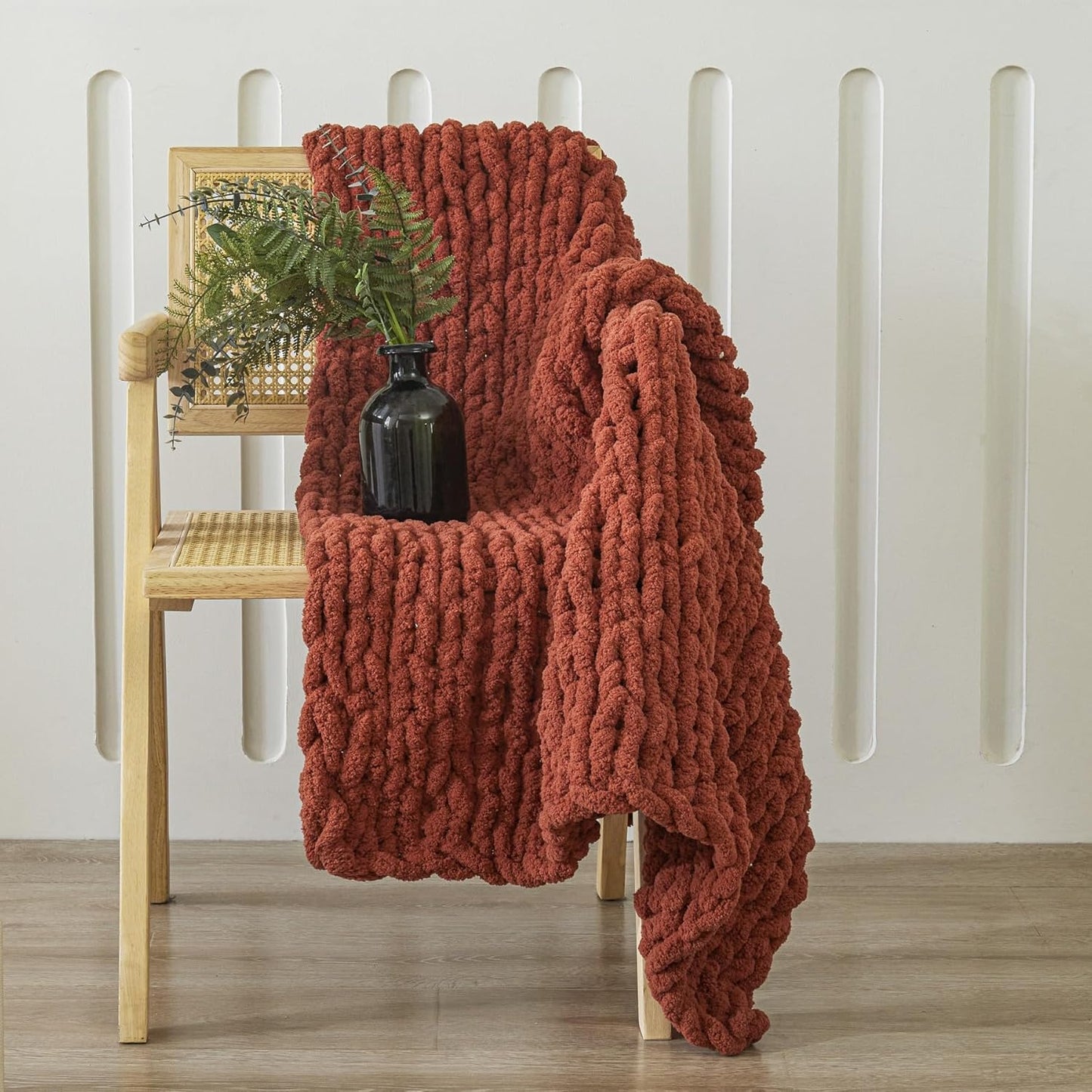 WESHIONGOO Chunky Knit Blanket Throw　40"*40“ Knitted Throw Blankets for Couch Bed Fluffy Soft Blanket with Jumbo Chenille Yarn Thick 100% Handmade(Ｒｕｓｔ)