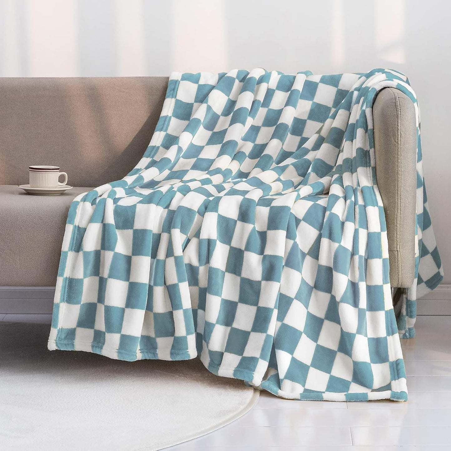 LOMAO Throw Blankets Flannel Blanket with Checkerboard Grid Pattern Soft Throw Blanket for Couch, Bed, Sofa Luxurious Warm and Cozy for All Seasons (Light Blue, 40"x50")