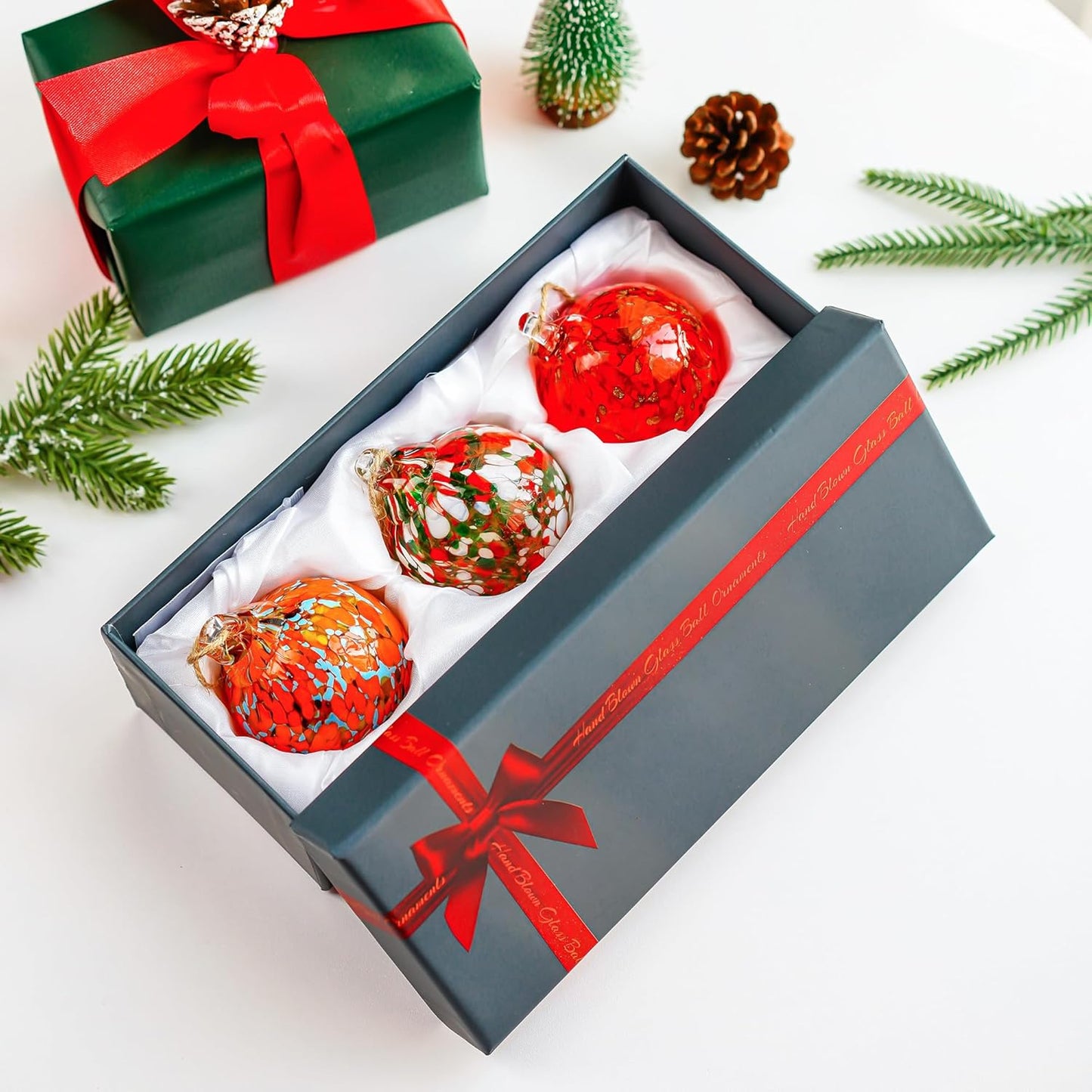 Set of 3 Blown Glass Gazing Balls Ornaments Hanging Glass Ornament Balls Decor for Garden Patio