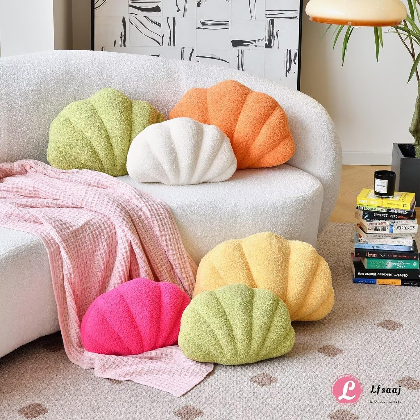 Green Seashell Throw Pillows, Shell Shaped Throw Pillows, 13 Inch Soft Home Decorative Pillow Plush Cushion for Bed Couch Living Sofa Room Decor Accent Throw Pillow