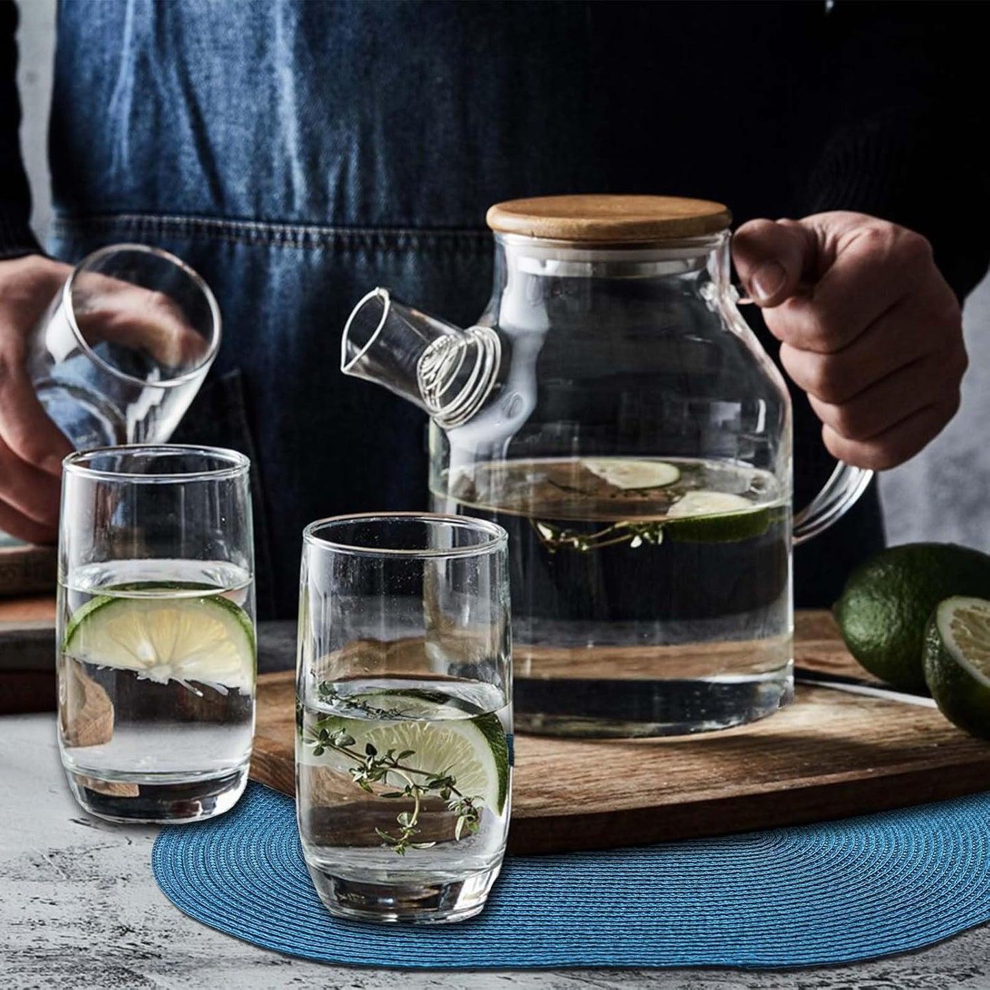 AHHFSMEI Placemats Set of 6 for Dining Table Washable Woven Vinyl Non-Slip 18x12 inches Placemat Heat-Resistant Durable Table Mats for Dining Table Easy to Clean (Oval Blue, 6)