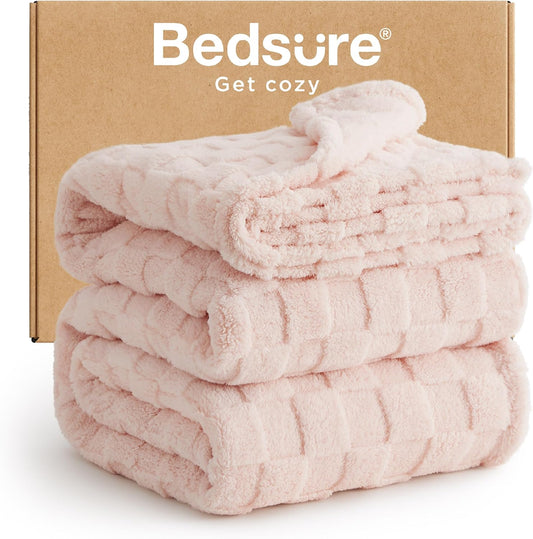 Bedsure GentleSoft Full Size Blankets for Bed Light Pink - Super Soft Cozy Fleece Blanket for Women Men Girls, Large Fuzzy Throws for Bedroom Decor, 84x90 Inches