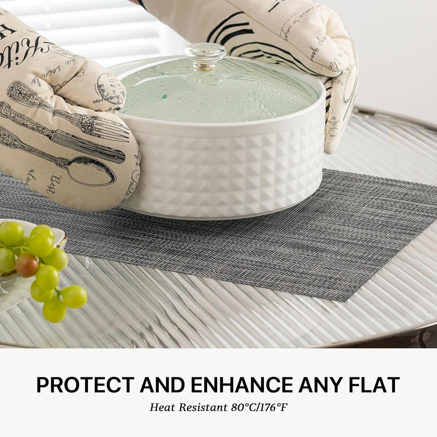 LEXMORE Placemats Set of 4 Vinyl/Plastic Woven Place Mats for Kitchen Table Indoor/Outdoor Washable Placemat Wipeable Dining Table Mats(A-Dark Gray)