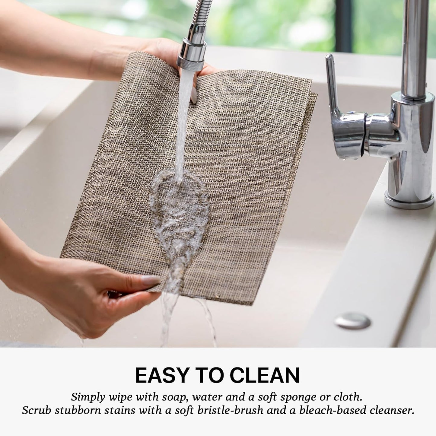 LEXMORE Placemats Set of 4 Vinyl/Plastic Woven Place Mats for Kitchen Table Indoor/Outdoor Washable Placemat Wipeable Dining Table Mats(Cappuccino)