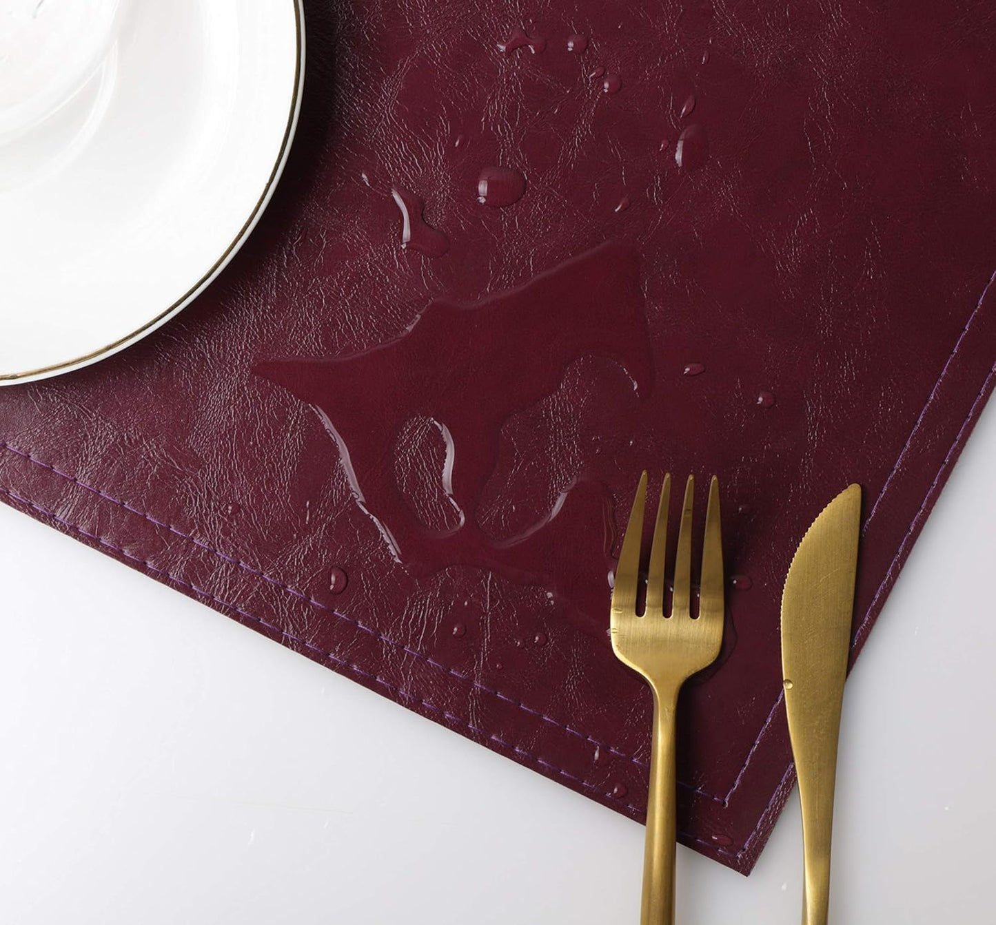 Waterproof PU Placemats, Faux Leather Dining Table Mat, Set of 4, Easy to Wipe Off Scrub Vinyl Mat, Heat & Stain Resistant for Office Conference Table, Home Decor G Bordeaux