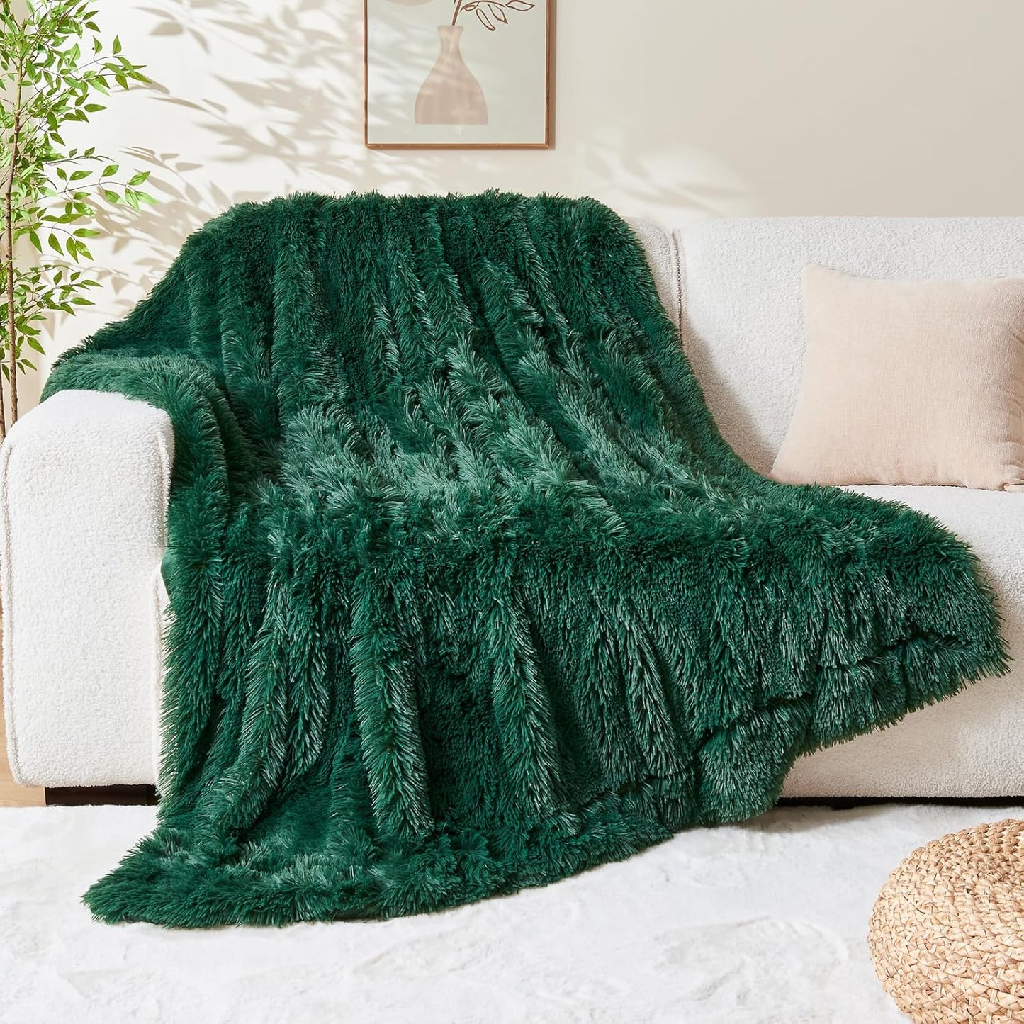 GONAAP Fuzzy Faux Fur Throw Blanket Dark Green Super Soft Cozy Plush Fuzzy Shaggy Blanket for Couch Sofa Bed (Dark Green, Throw(50"x60"))