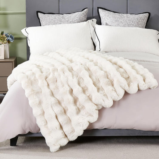 DREAMNINE Large Soft Thick Fuzzy Bubble Faux Rabbit Fur Blanket Full Size 70" x 80",Double Sided Comfy Plush Warm Shaggy Fluffy Blankets,Luxury Big Cozy Cute Textured Furry Blanket for Bed,Cream White