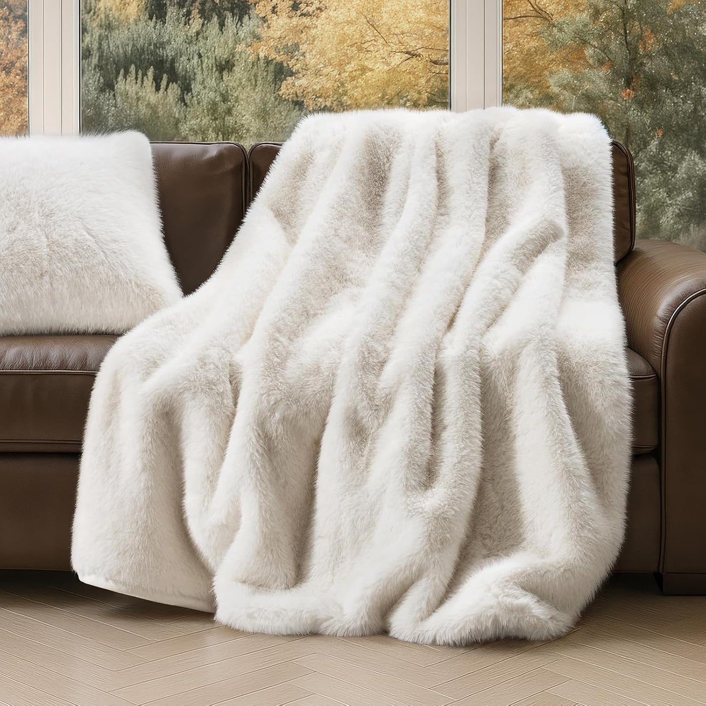 Luxury Faux Fur Throw Blanket, Soft Fluffy Faux Mink Blankets for Bed, Couch, Sofa, Thick Cozy Plush Warm Fur Throws with Reversible Velvet, Ivory Mink, 50"x60"
