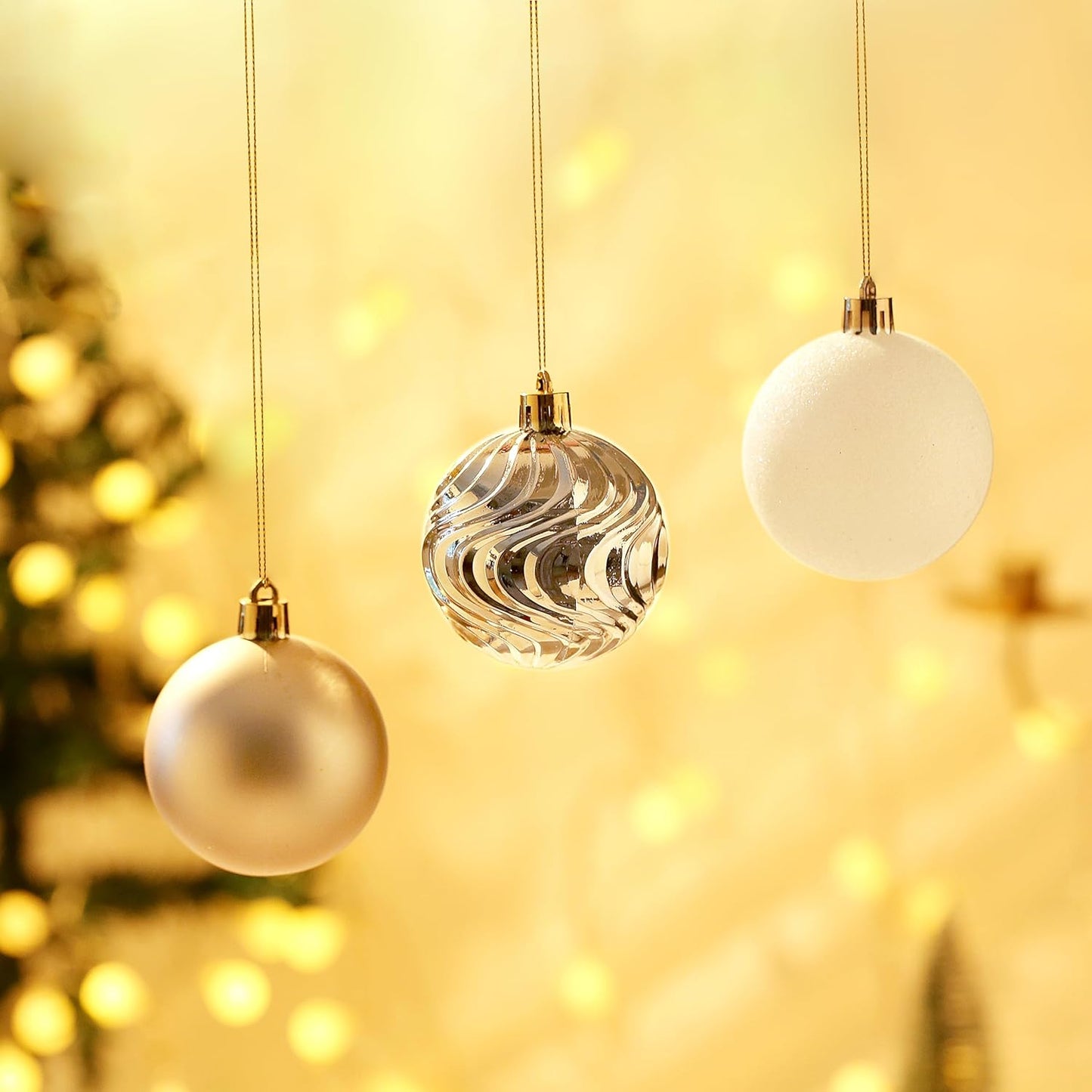 Christmas Ball Ornaments for Xmas Decorations,50 pcs Christmas Extra Large Tree Shatterproof Ornaments-Silver (Combo of 5 Style in 3 Sizes)