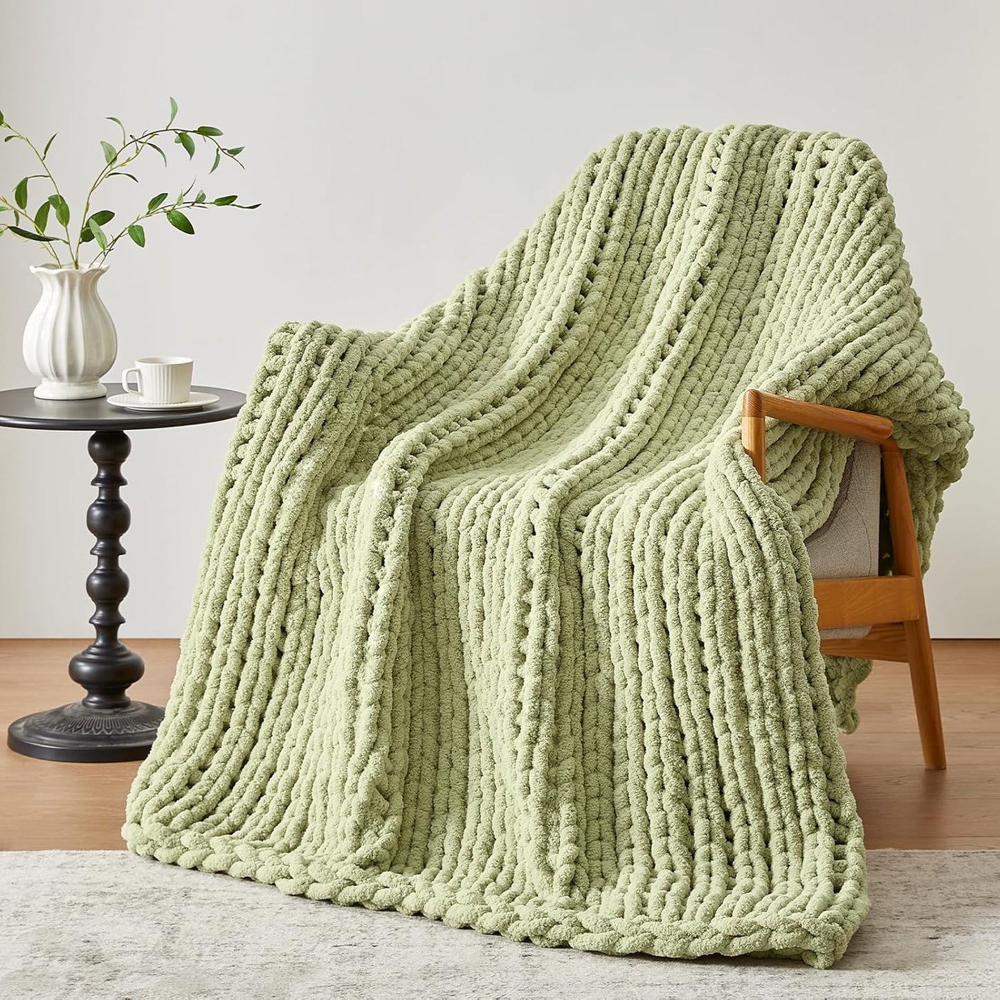 Chunky Knit Throw Blanket, 30''*40'' Knitted Throw Chenille Yarn for Bed Couch, Handmade Light Green Crochet Big Thick Blanket, Machine Washable Cute Comfy Blanket for Home Decor