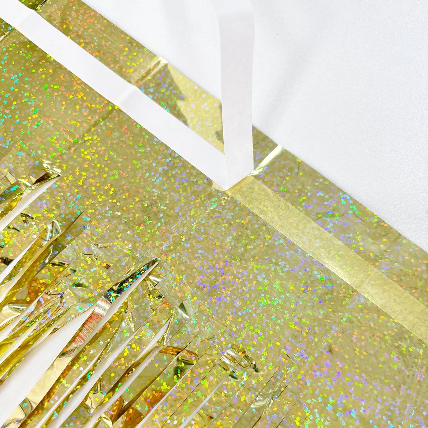 BRAVESHINE Gold Tinsel Streamers Party Backdrop - 2 Pack 3.2x8.2ft Metallic Foil Fringe Curtain for Christmas/New Years/Prom/Birthdays/Engagement/Anniversary/Hawaiian/Luau Party Decorations